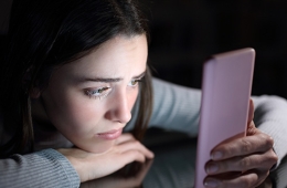 Breaking the Scroll Cycle: What Parents Can Do About Social Media and Teen Depression